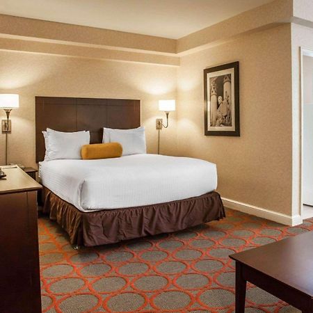 The Virginian Suites, Ascend Hotel Collection أرلنغتون المظهر الخارجي الصورة