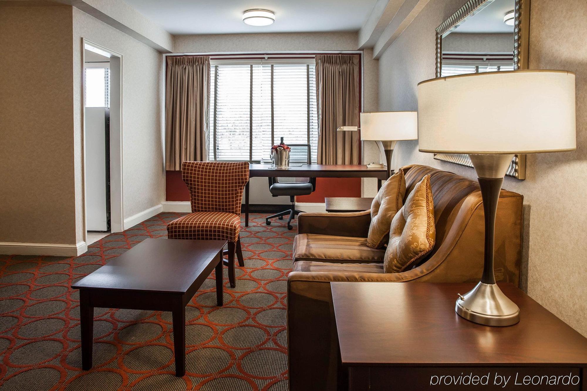 The Virginian Suites, Ascend Hotel Collection أرلنغتون المظهر الخارجي الصورة