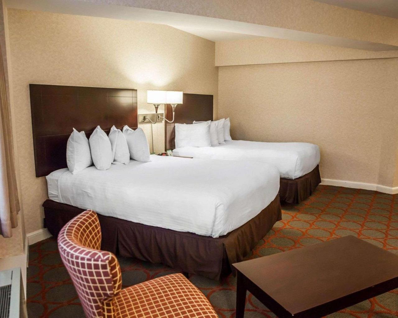 The Virginian Suites, Ascend Hotel Collection أرلنغتون المظهر الخارجي الصورة