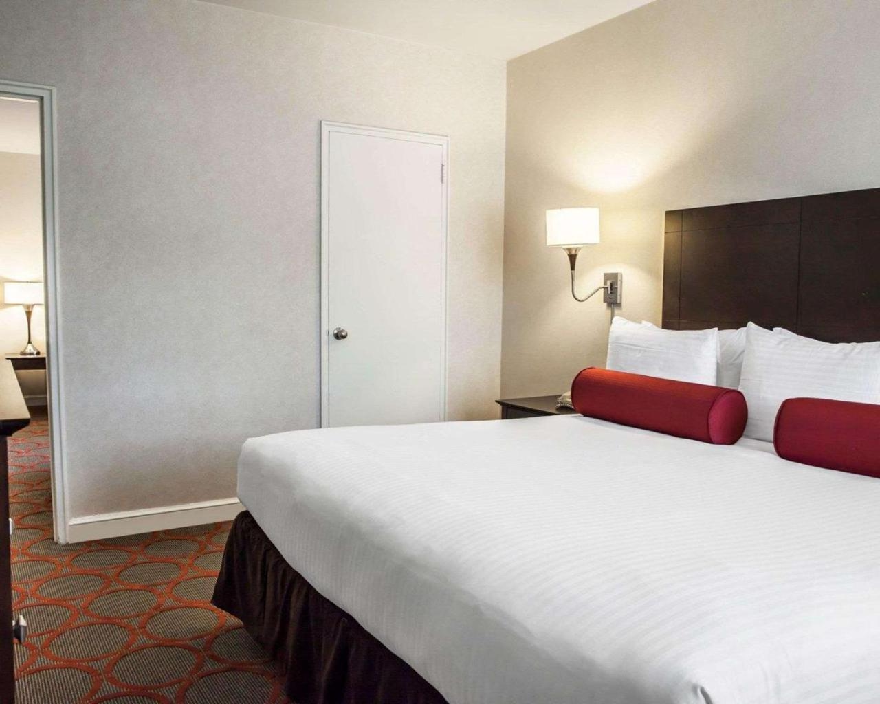 The Virginian Suites, Ascend Hotel Collection أرلنغتون المظهر الخارجي الصورة