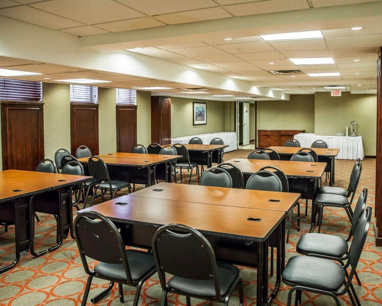 The Virginian Suites, Ascend Hotel Collection أرلنغتون المظهر الخارجي الصورة
